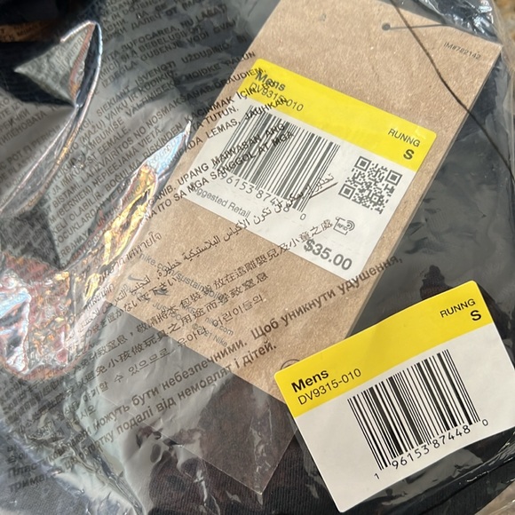 NWT! Nike Dri-FIT Technology Shirt. Black. Size Small. New in original packaging - Picture 5 of 5